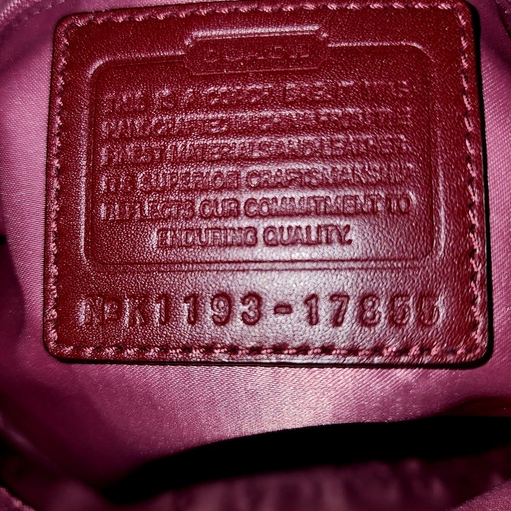 Coach Patent Leather Chelsea Jayden East- West Handbag Carryall Bag 17855 Wine - Picture 10 of 12